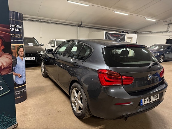BMW 116d 4 of 5