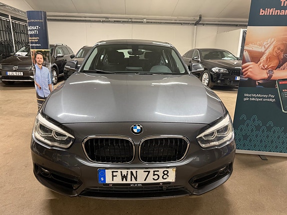 BMW 116d 2 of 5