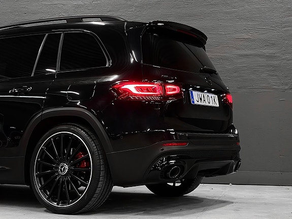 Mercedes-Benz GLB250+ 25 of 26