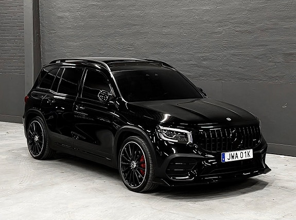 Mercedes-Benz GLB250+ 5 of 26
