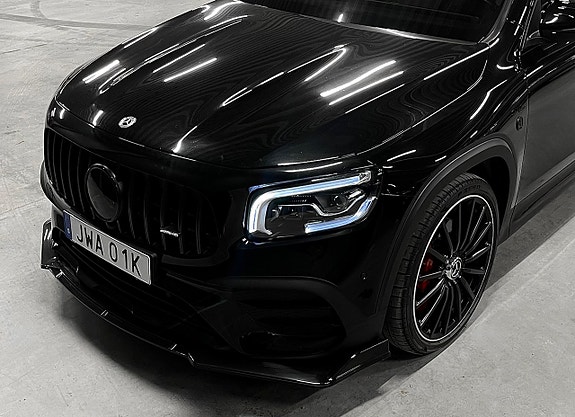 Mercedes-Benz GLB250+ 17 of 26