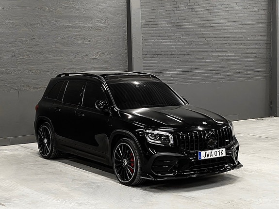 Mercedes-Benz GLB250+ 21 of 26