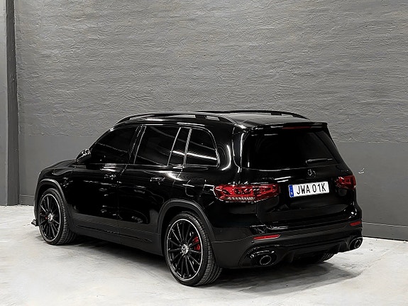 Mercedes-Benz GLB250+ 7 of 26