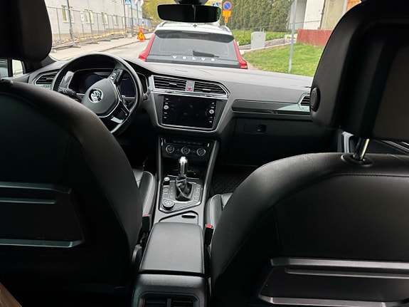 Volkswagen Tiguan 12 of 13