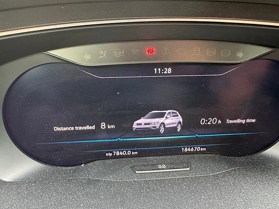 Volkswagen Tiguan 10 of 13