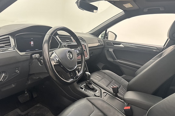 Volkswagen Tiguan 3 of 13