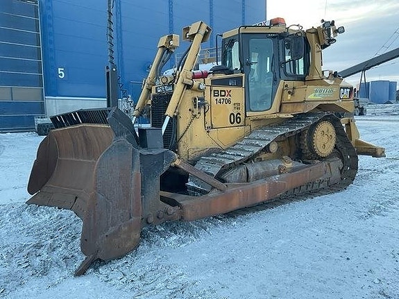 CAT D6T XL