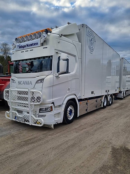 Scania R660 6x2 Ekeri ekipage