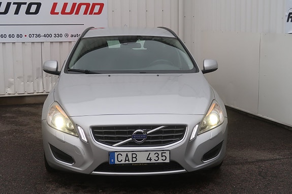 Volvo V60 3 of 27