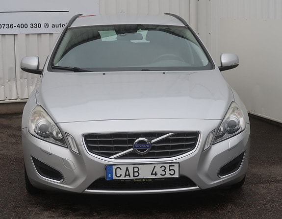 Volvo V60 4 of 27