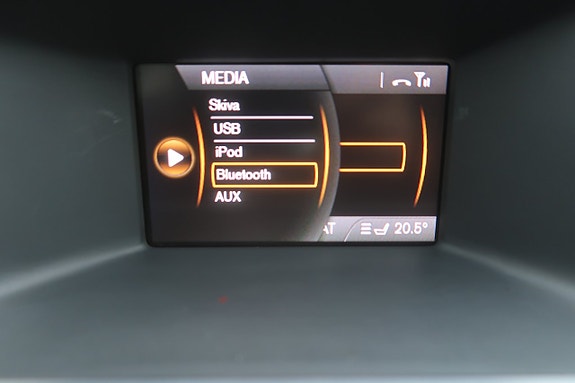 Volvo V60 15 of 27