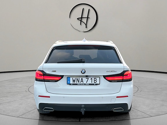 BMW 530e 5 of 30