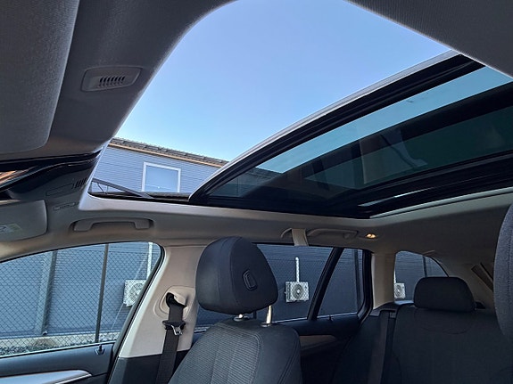 BMW 530e 15 of 30
