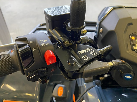 Kawasaki Brute Force 450 T-Cat 10 of 11
