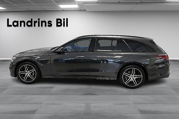 Mercedes-Benz E220 d 4 of 5