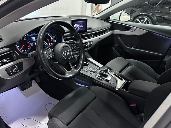 Audi A5 12 of 25