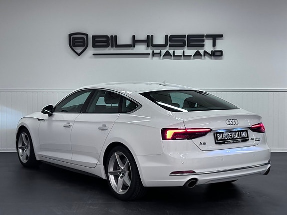 Audi A5 9 of 25