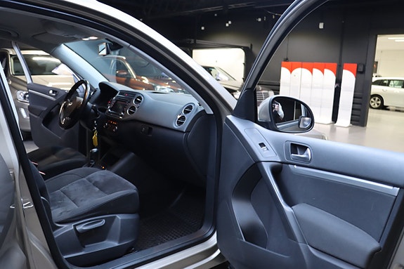 Volkswagen Tiguan 15 of 23