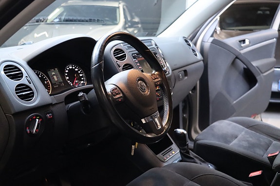 Volkswagen Tiguan 10 of 23