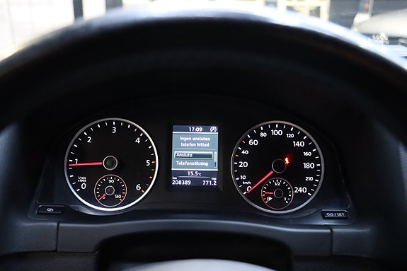 Volkswagen Tiguan 21 of 23