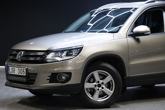 Volkswagen Tiguan 3 of 23