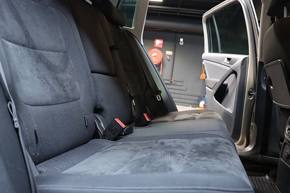 Volkswagen Tiguan 14 of 23