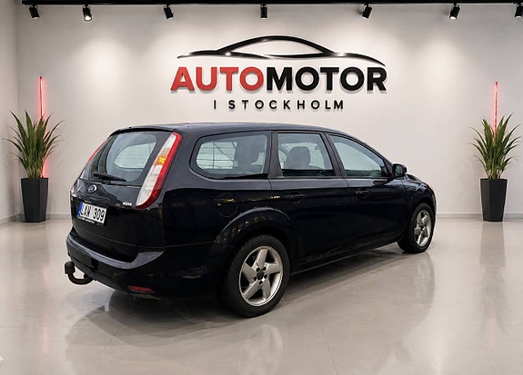 Ford Focus 4 of 8