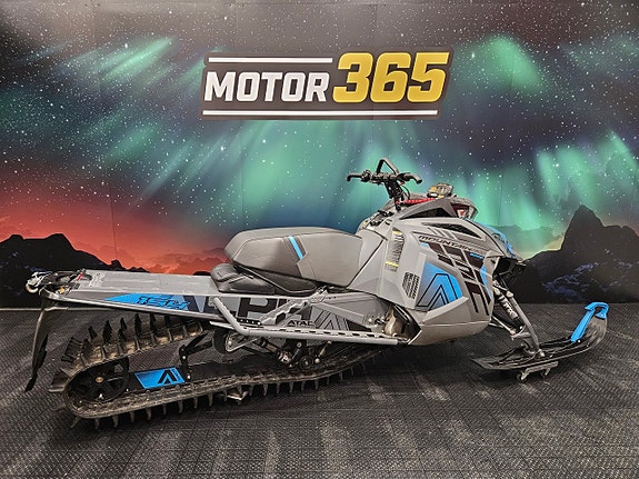 Arctic Cat M8000 MOUNTAIN CAT ATAC ELSTART 3.45% RÄNTA • KAMPANJPRIS 4 of 5