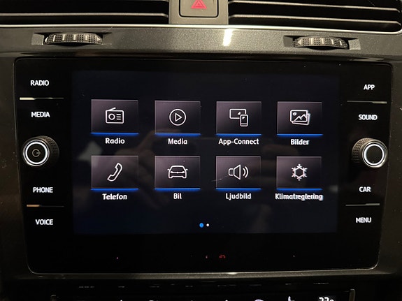 Volkswagen Golf Alltrack 17 of 23