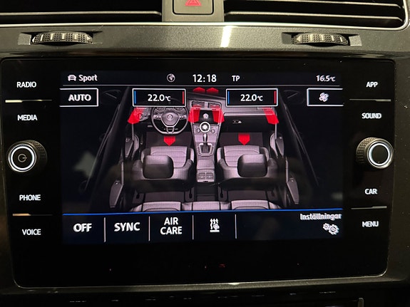 Volkswagen Golf Alltrack 15 of 23