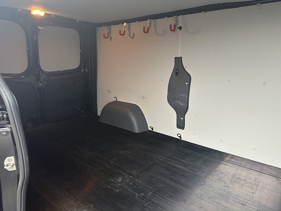 Renault Trafic 11 of 20