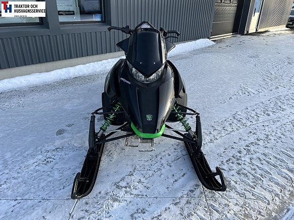 Arctic Cat M 800 med 467 mil -12 2 of 8