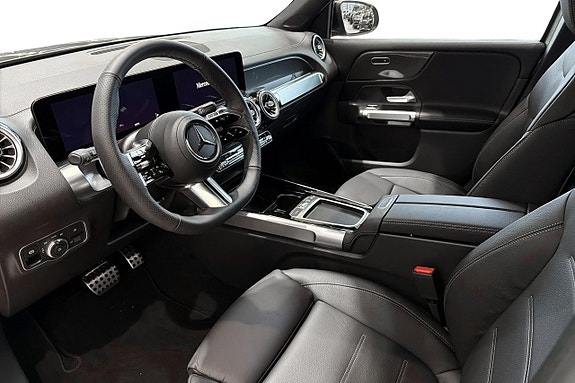 Mercedes-Benz GLB220 d 6 of 12