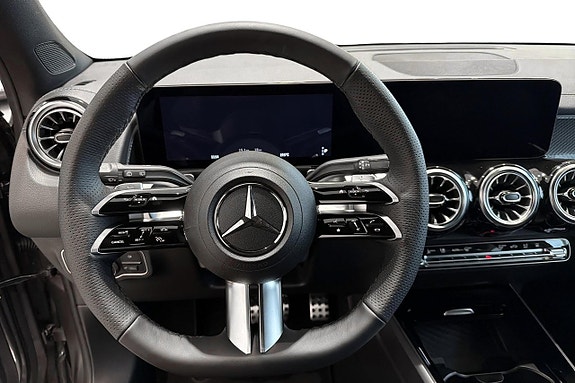 Mercedes-Benz GLB220 d 7 of 12