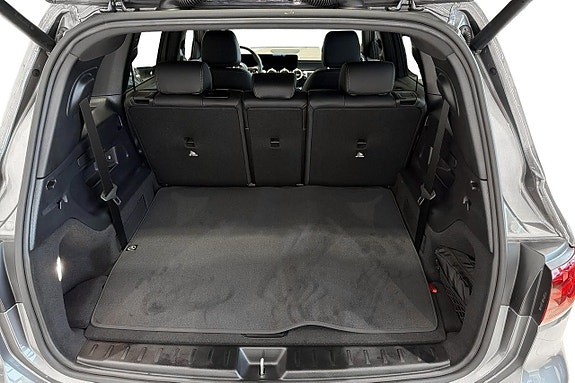 Mercedes-Benz GLB220 d 10 of 12