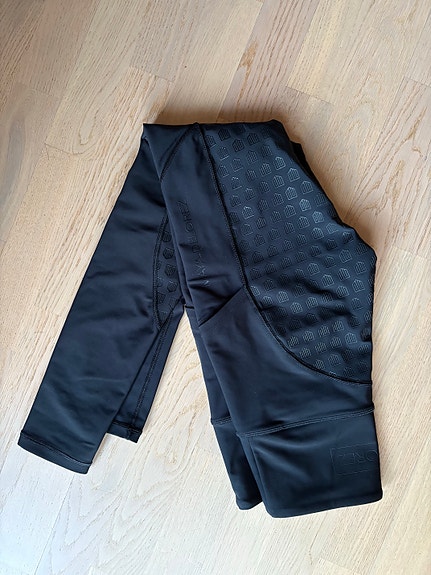 Product image 2 of 14