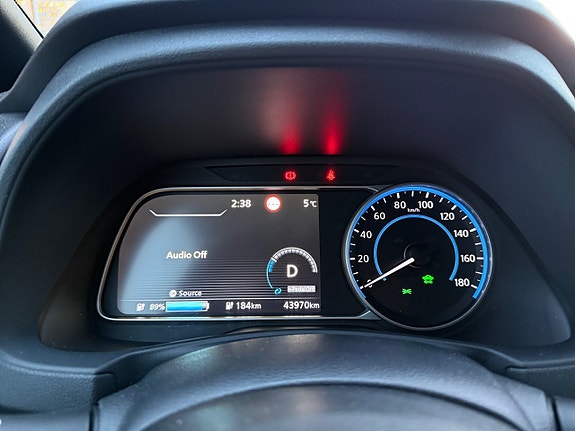Nissan Leaf 17 of 17