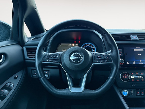 Nissan Leaf 15 of 17