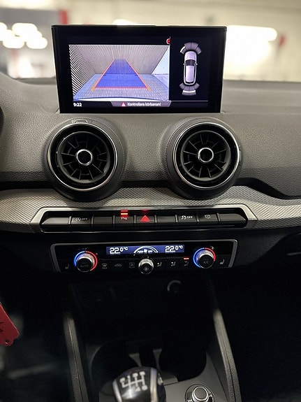 Audi Q2 5 of 8