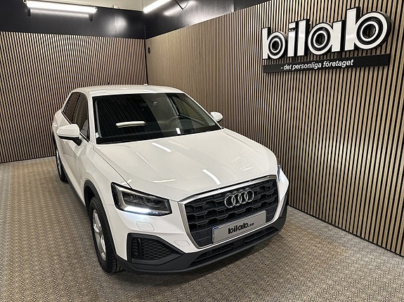 Audi Q2 3 of 8