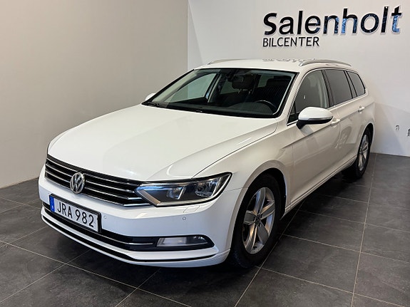 Volkswagen Passat 2 of 5