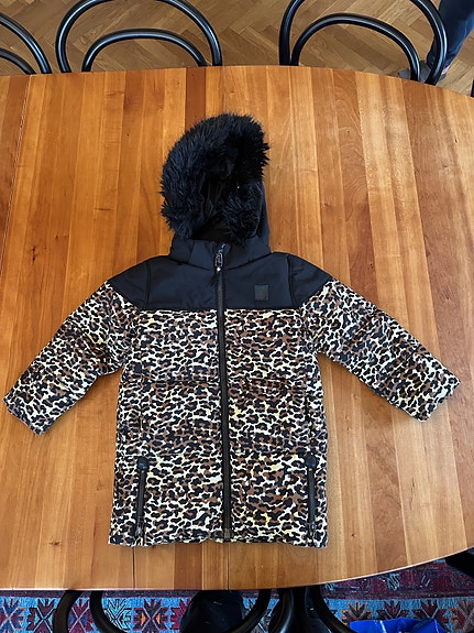 Product image 1 of 5
