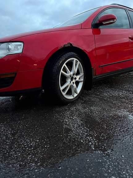 Volkswagen Passat 6 of 9