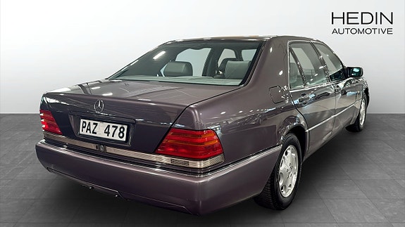 Mercedes-Benz S600 3 of 12