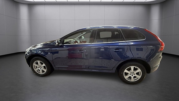 Volvo XC60 8 of 14
