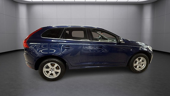 Volvo XC60 4 of 5