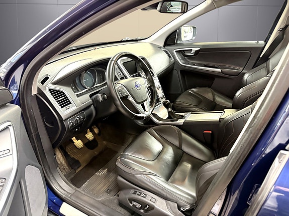 Volvo XC60 9 of 14