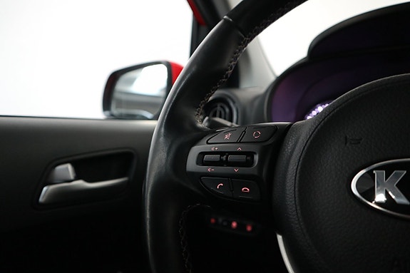 Kia Picanto 13 of 22