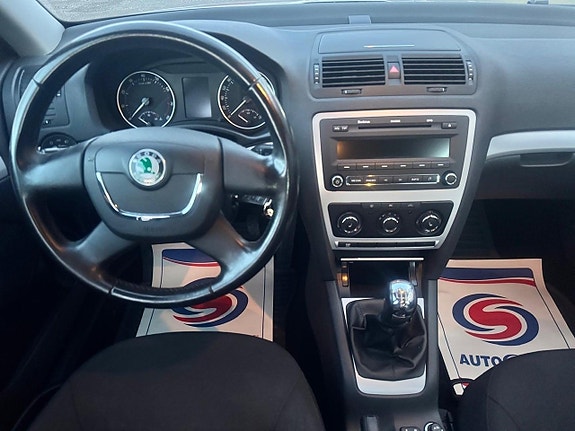 Skoda Octavia 15 of 24