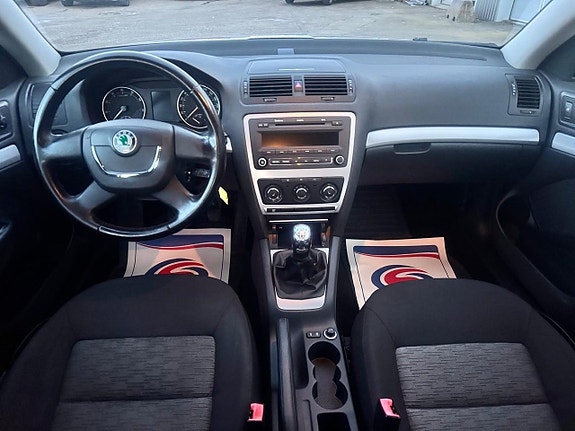 Skoda Octavia 16 of 24